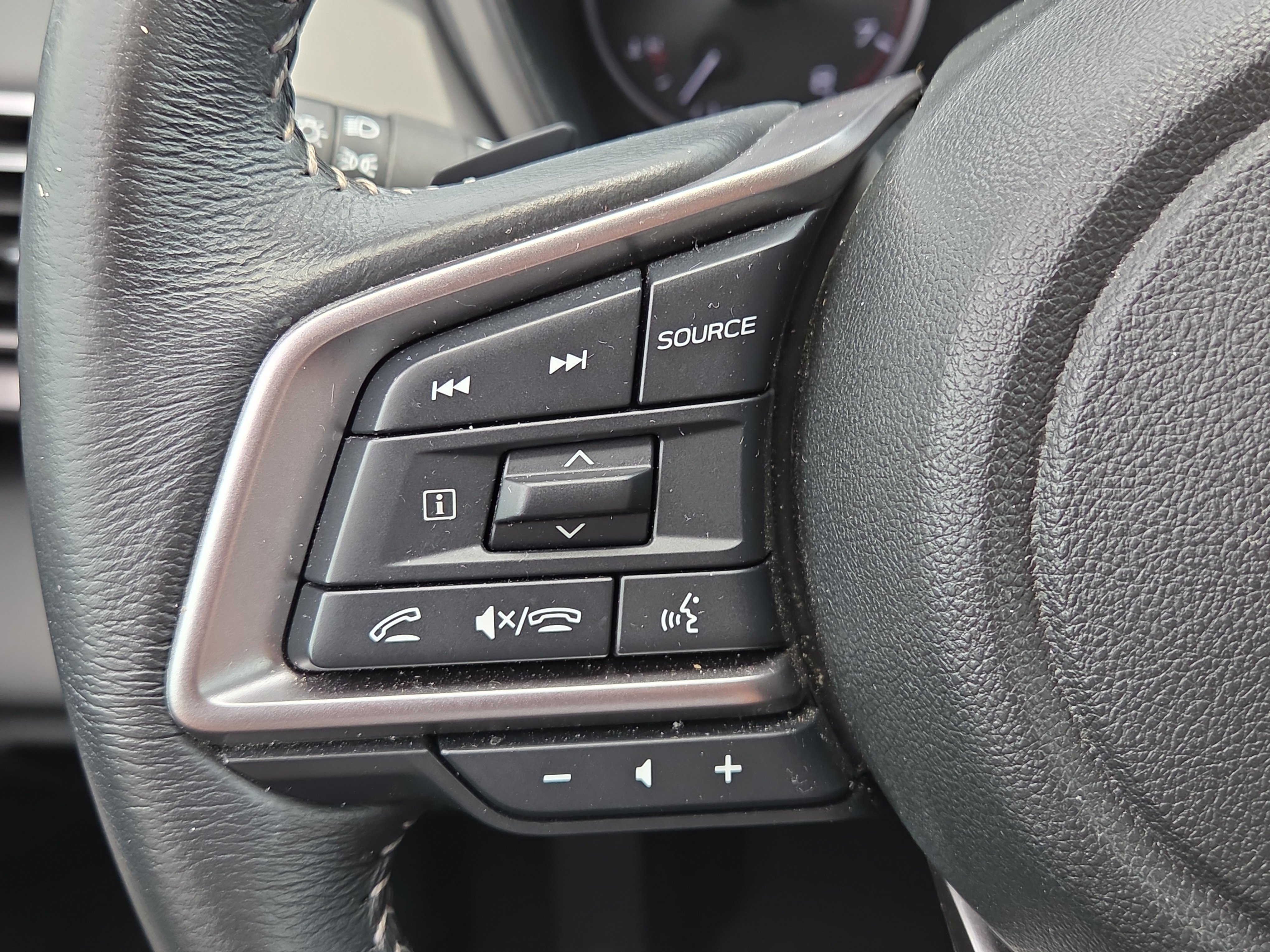 Used 2023 Subaru Outback Onyx Edition AWD/4WD image 19