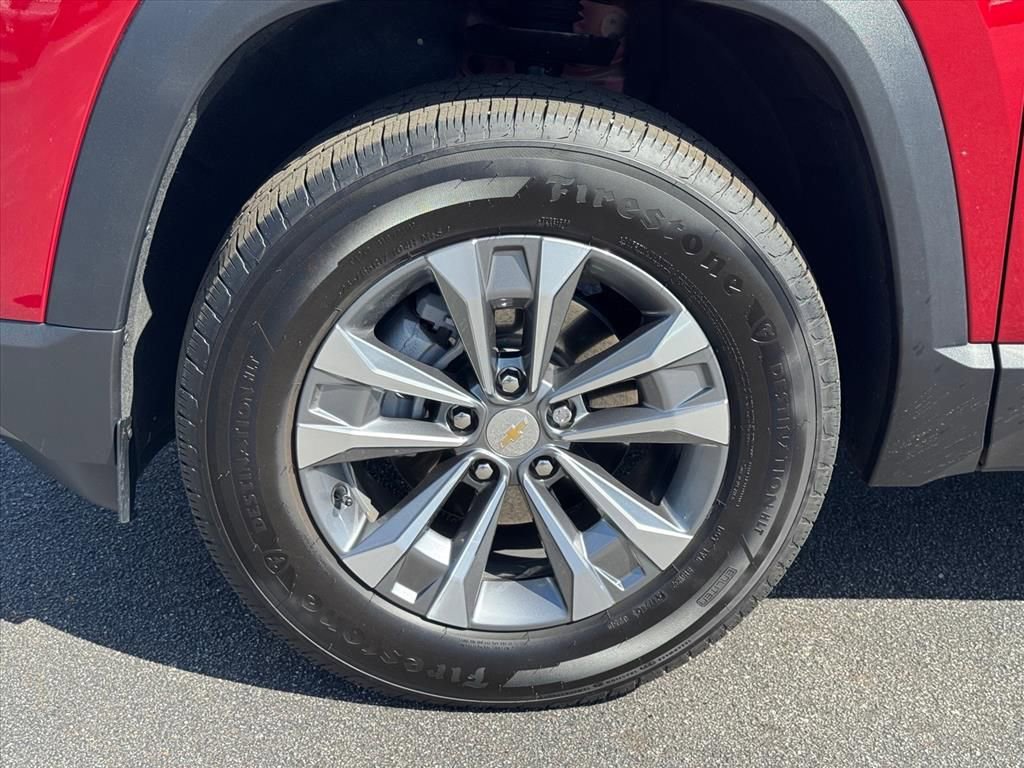 Used 2025 Chevrolet Equinox LT image 9