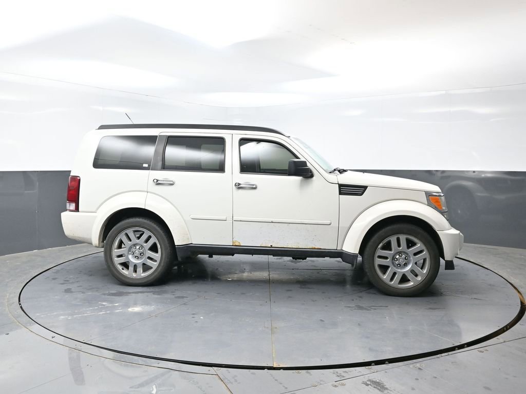 Used 2008 Dodge Nitro SLT w/ Sun & Wheels Group AWD/4WD image 2