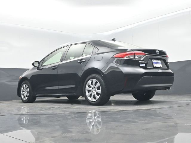 Used 2024 Toyota Corolla LE image 45