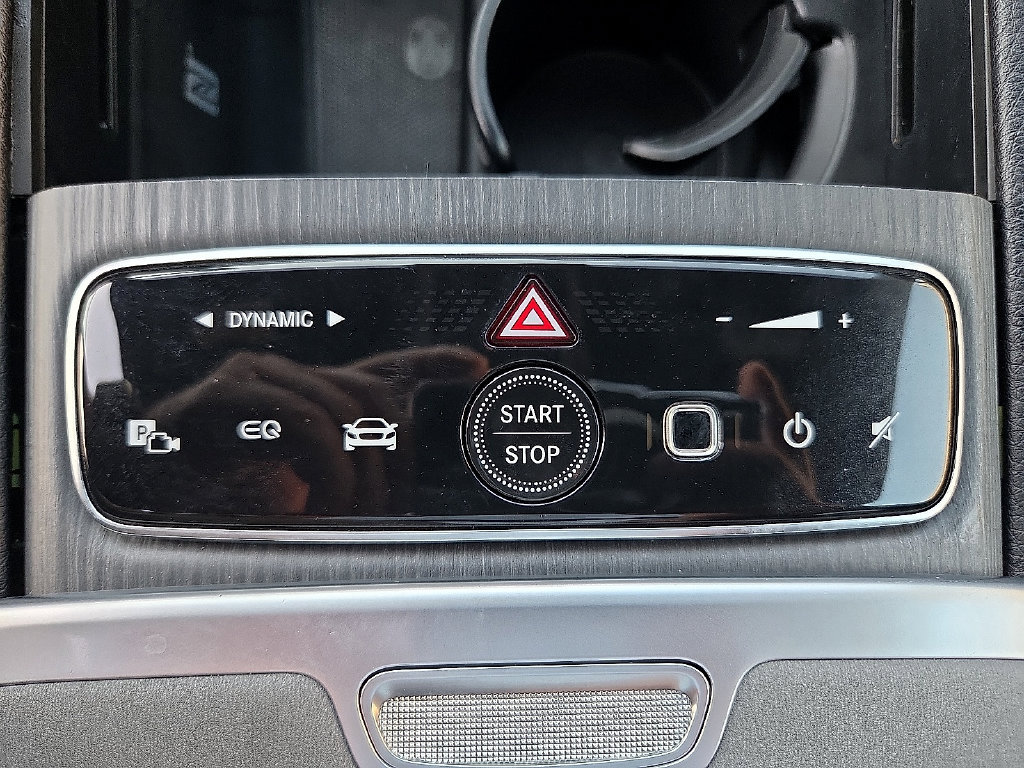 Used 2024 Mercedes-Benz EQS 450+ SUV image 19