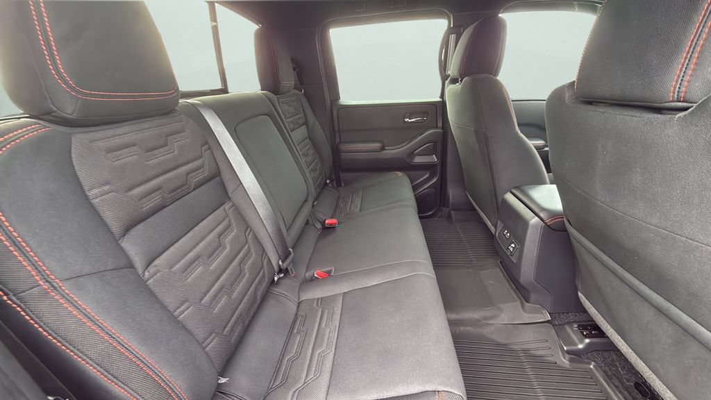 Used 2025 Nissan Frontier Pro-X w/ Pro Convenience Package RWD image 13