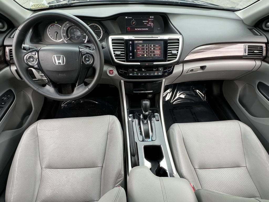 Used 2017 Honda Accord EX-L image 17
