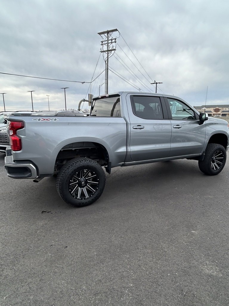 Used 2025 Chevrolet Silverado 1500 LT image 7