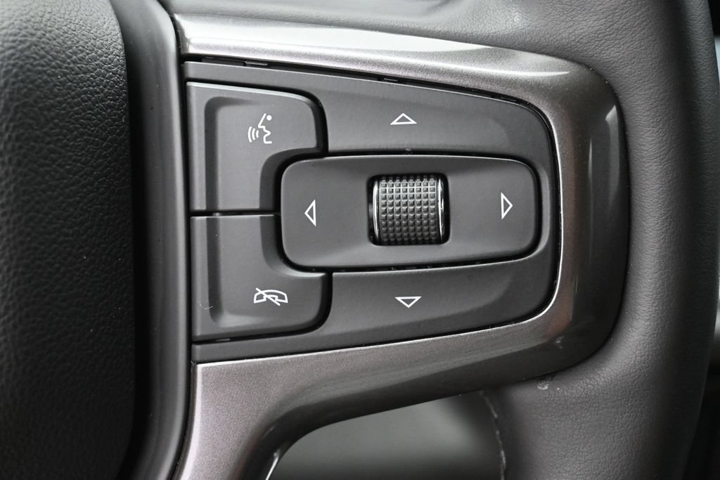 Used 2025 Chevrolet Silverado 1500 High Country w/ High Country Premium Package AWD/4WD image 18