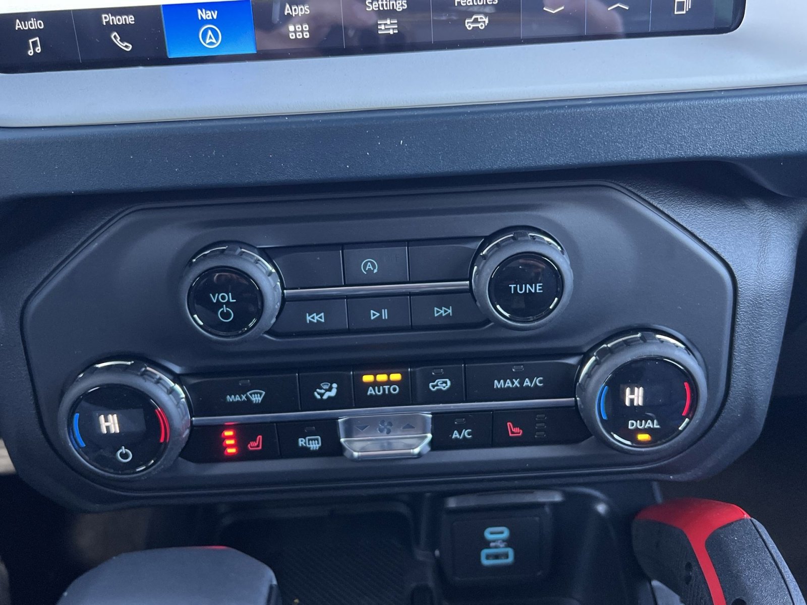 New 2025 Ford Bronco Heritage Edition image 21