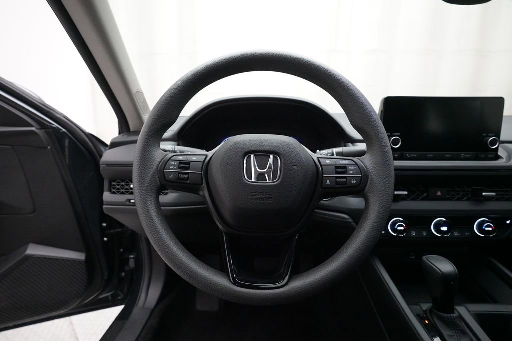 Certified 2023 Honda Accord EX image 4