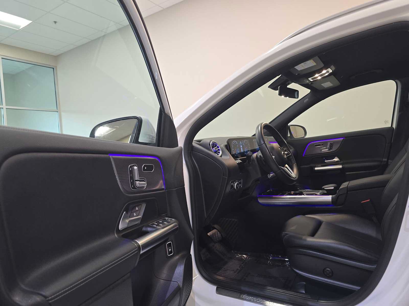 Used 2021 Mercedes-Benz GLA 250 4MATIC image 23