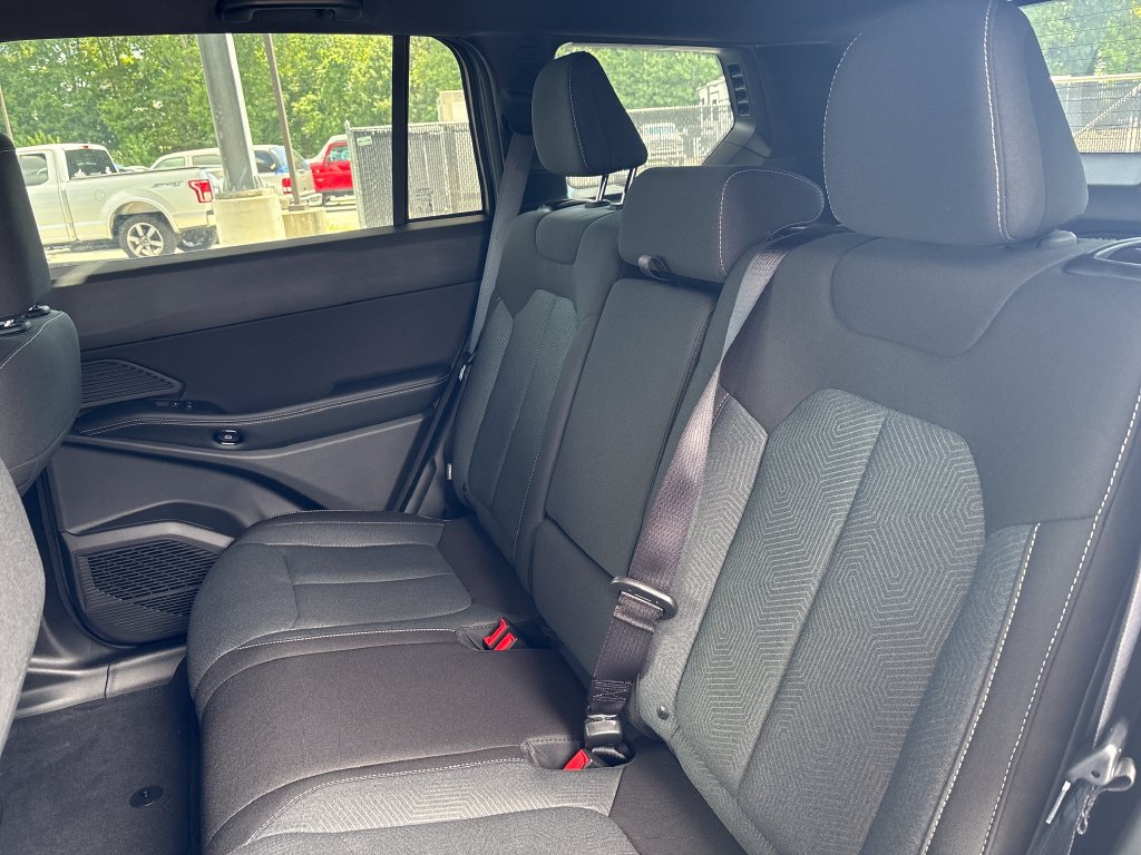New 2026 Jeep Cherokee Laredo AWD/4WD image 23