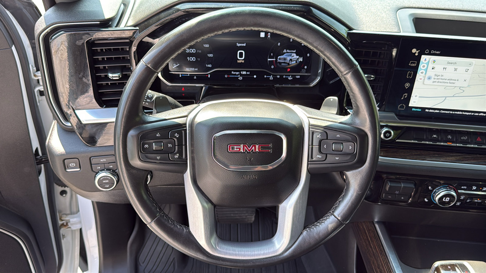 Used 2022 GMC Sierra 1500 Elevation w/ LPO, Elevation Black Package AWD/4WD image 15