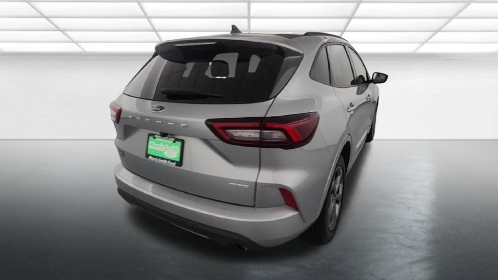 Certified 2024 Ford Escape ST-Line AWD/4WD image 8