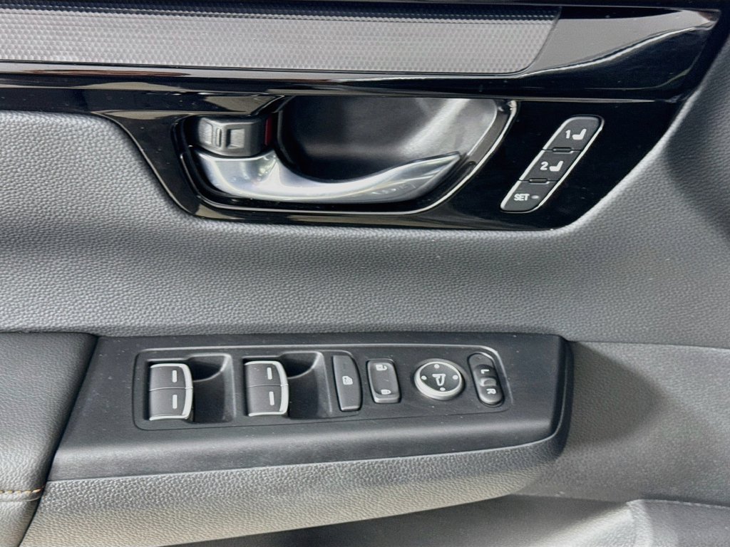 Used 2026 Honda CR-V Sport Touring image 22