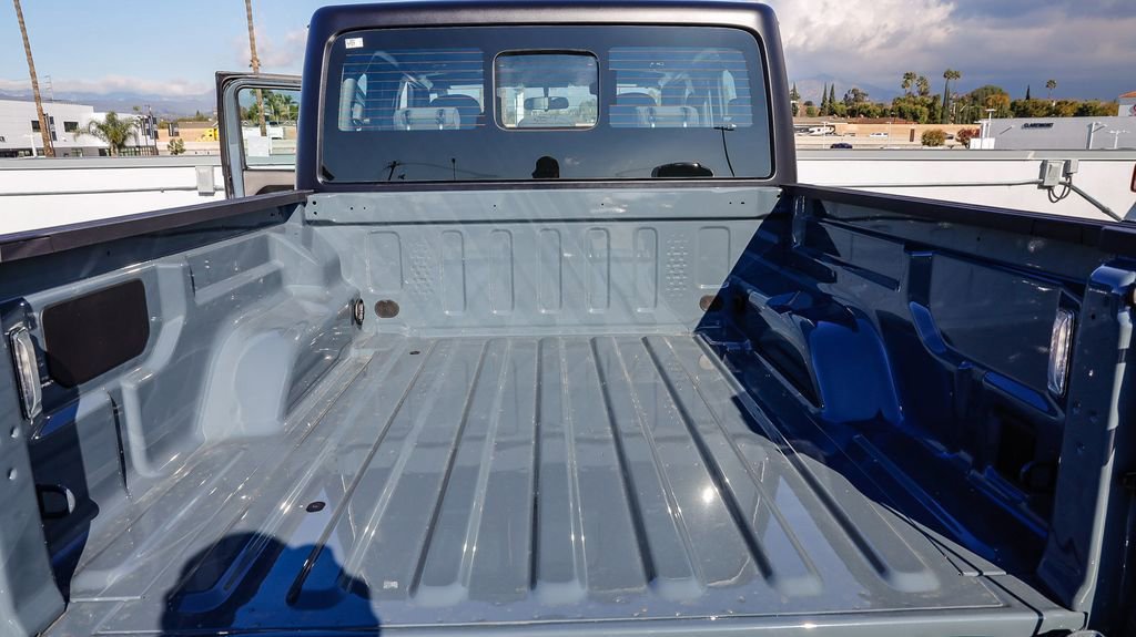 New 2026 Jeep Gladiator Sport image 27