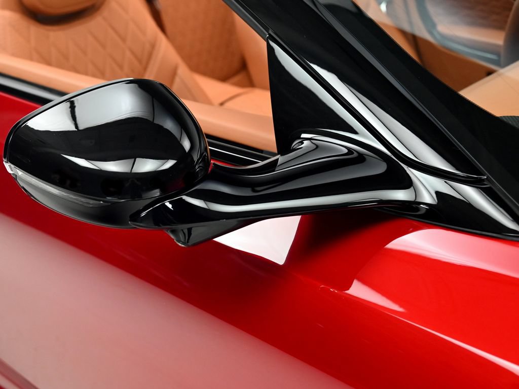 Used 2025 Aston Martin DB12 Convertible RWD image 31