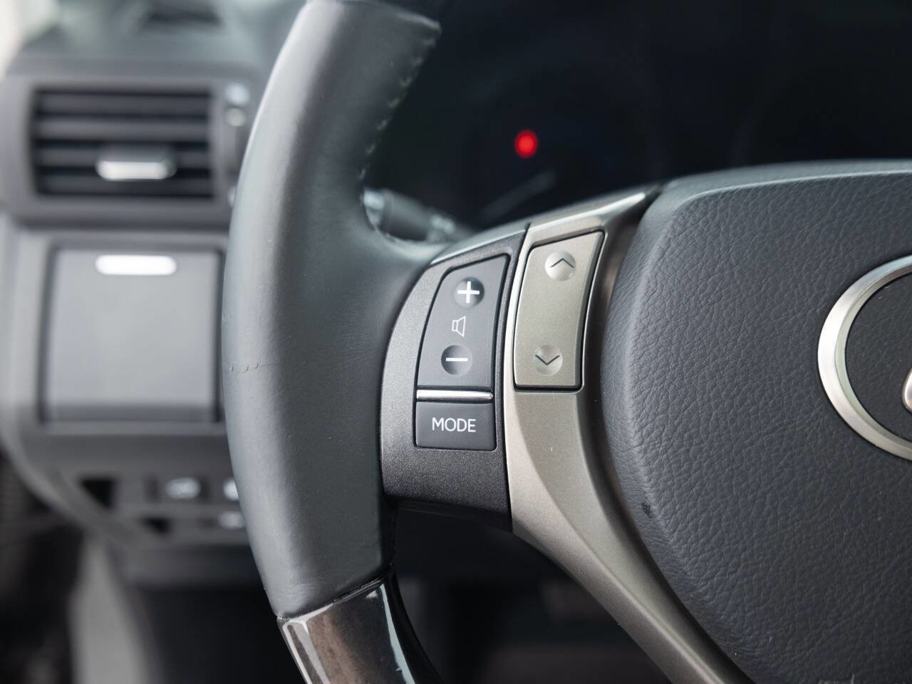Used 2014 Lexus RX 350 AWD w/ Navigation Package image 38