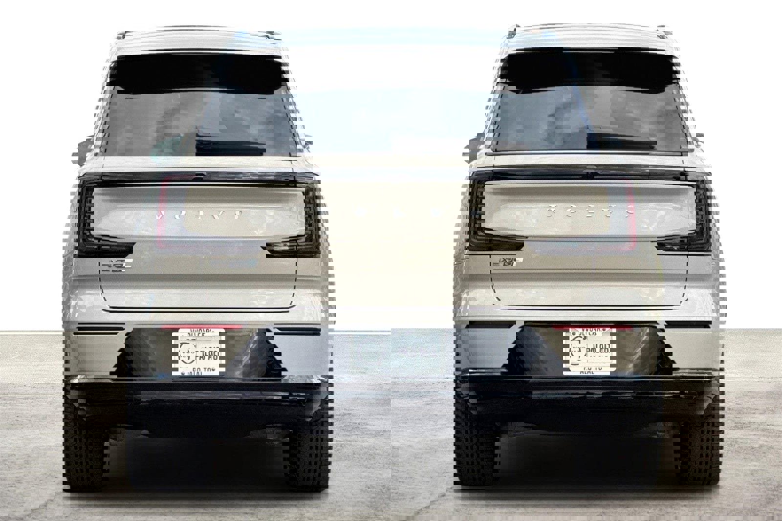 New 2025 Volvo EX90 Ultra w/ Protection Package Premier image 7