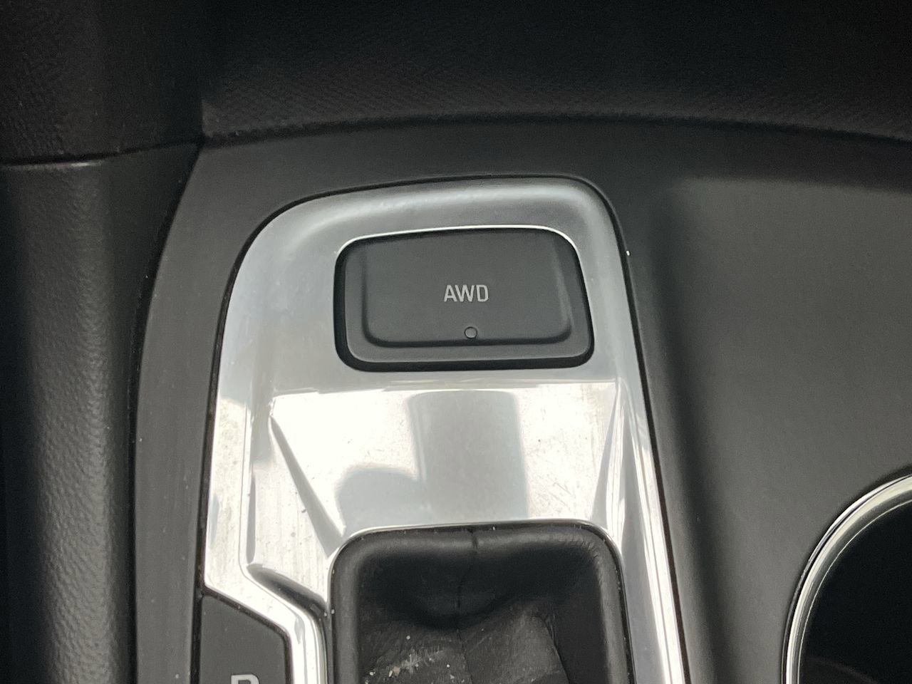 Used 2020 Chevrolet Equinox LT image 17