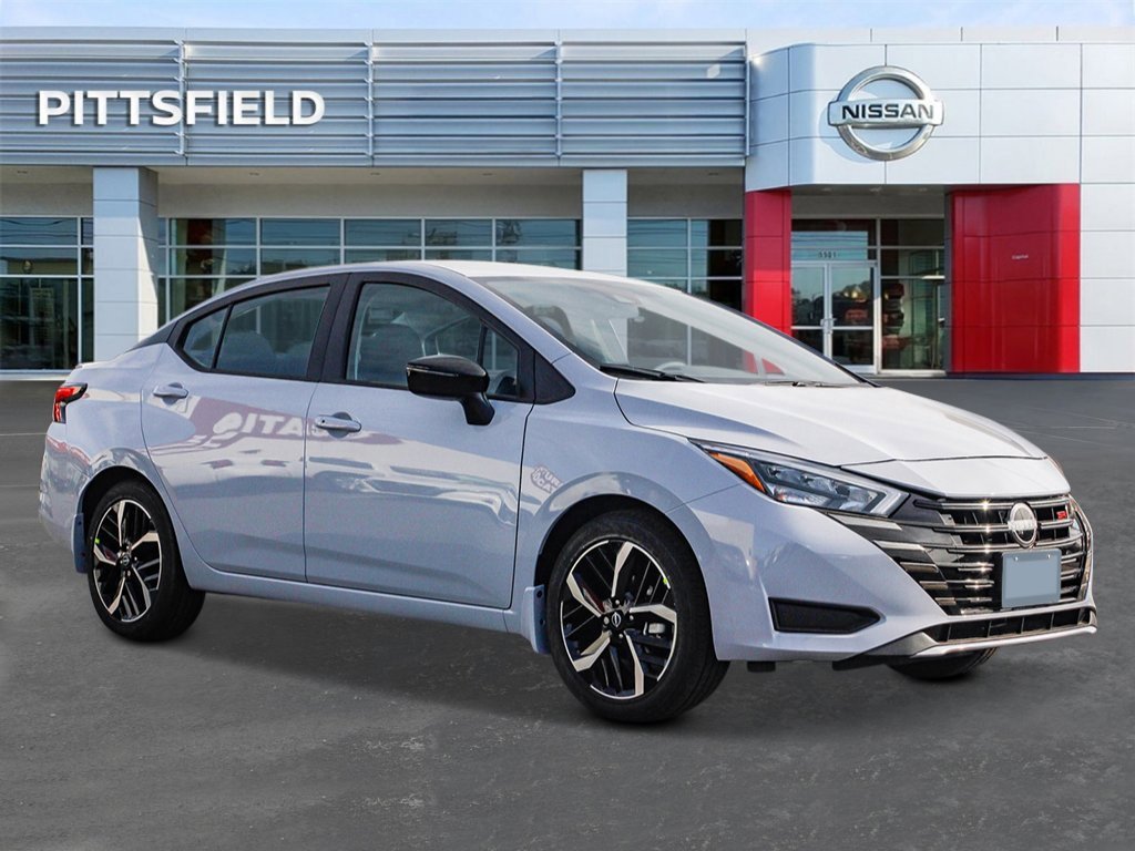 New 2025 Nissan Versa SR