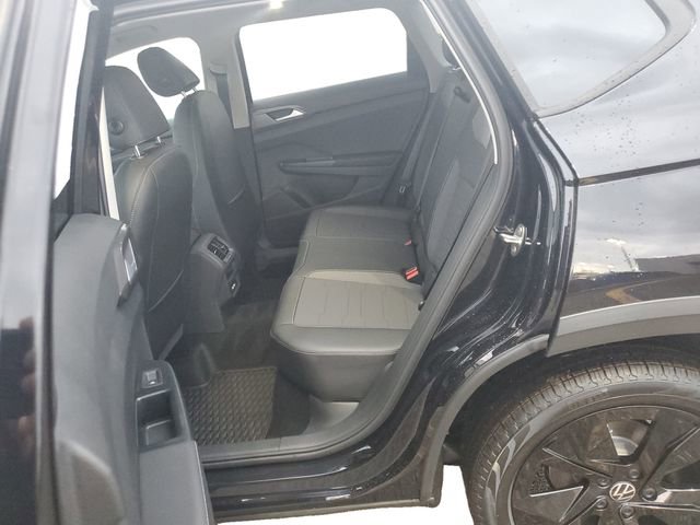 New 2026 Volkswagen Taos SE FWD image 21