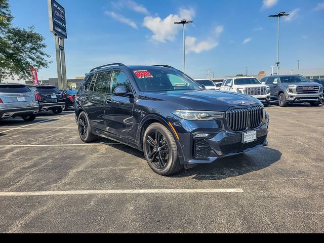 Used 2022 BMW X7 xDrive40i w/ M Sport Package AWD/4WD image 6
