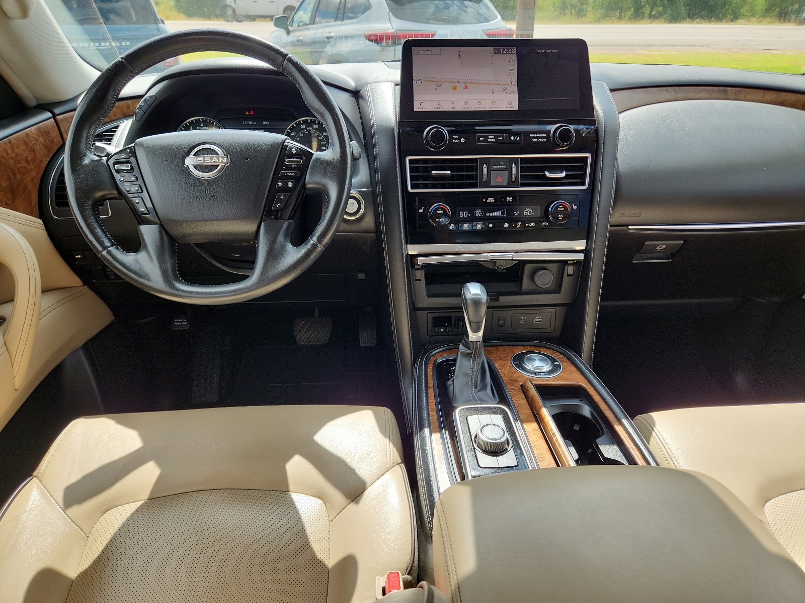 Used 2023 Nissan Armada SL w/ Captain's Chairs Package RWD image 10