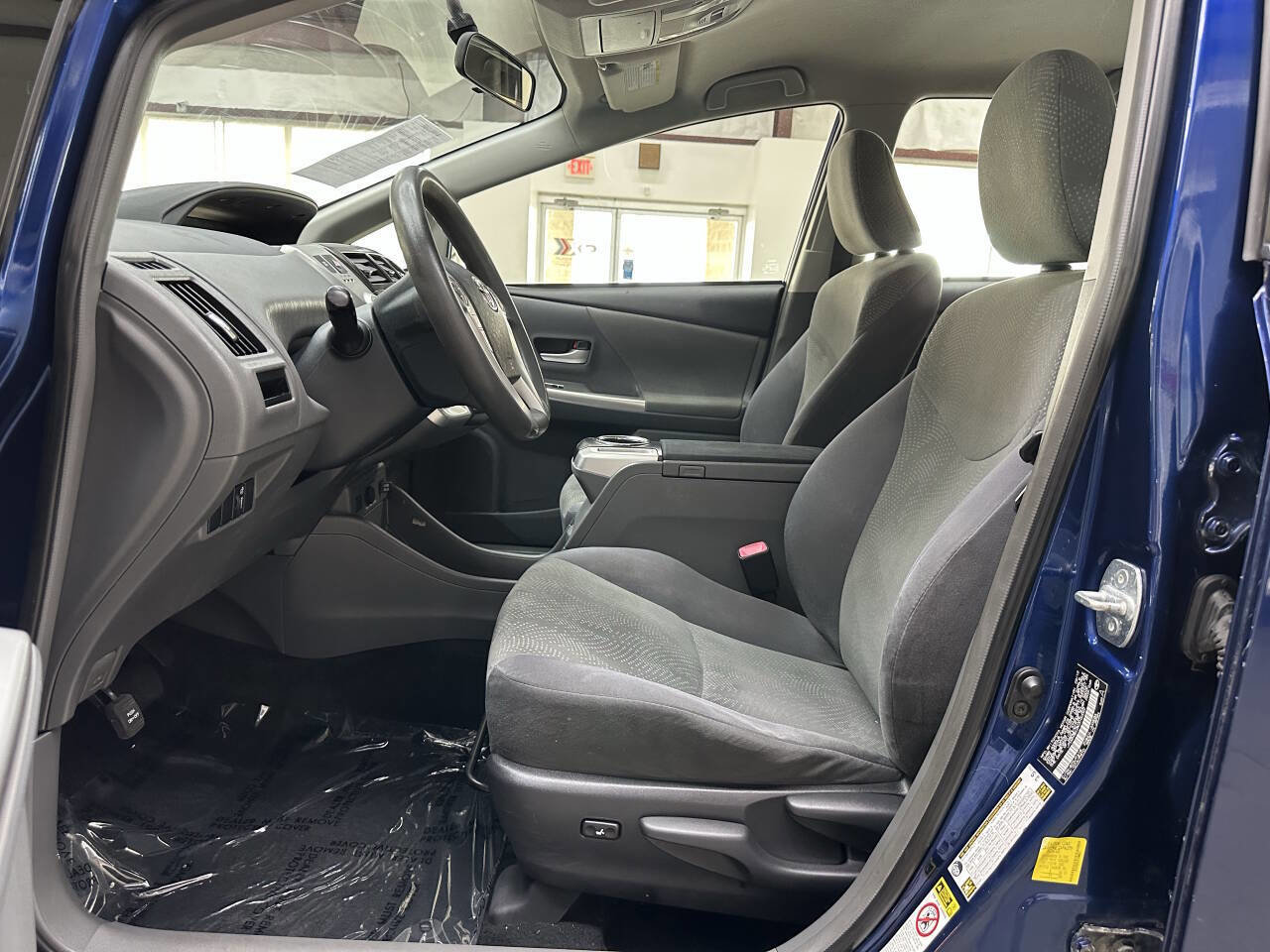 Used 2012 Toyota Prius V image 11