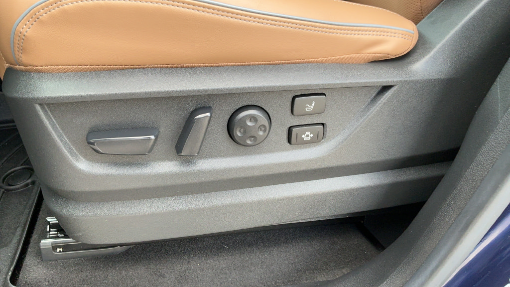 Used 2025 INFINITI QX80 Sensory AWD/4WD image 19