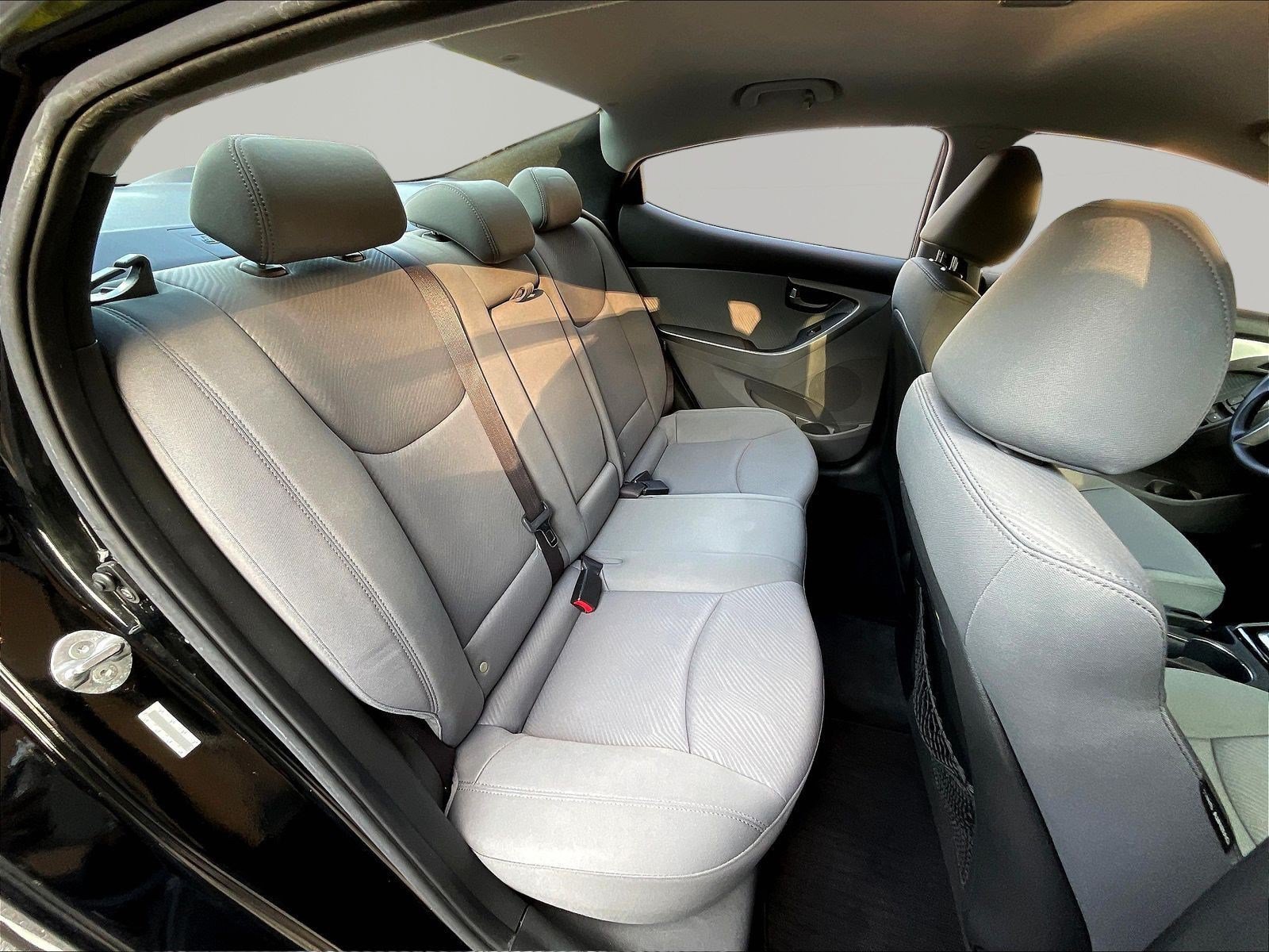 Used 2013 Hyundai Elantra GLS w/ Preferred Pkg FWD image 22