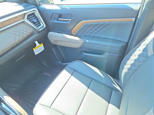 New 2026 GMC Canyon Denali w/ LPO, Denali Black Edition image 14