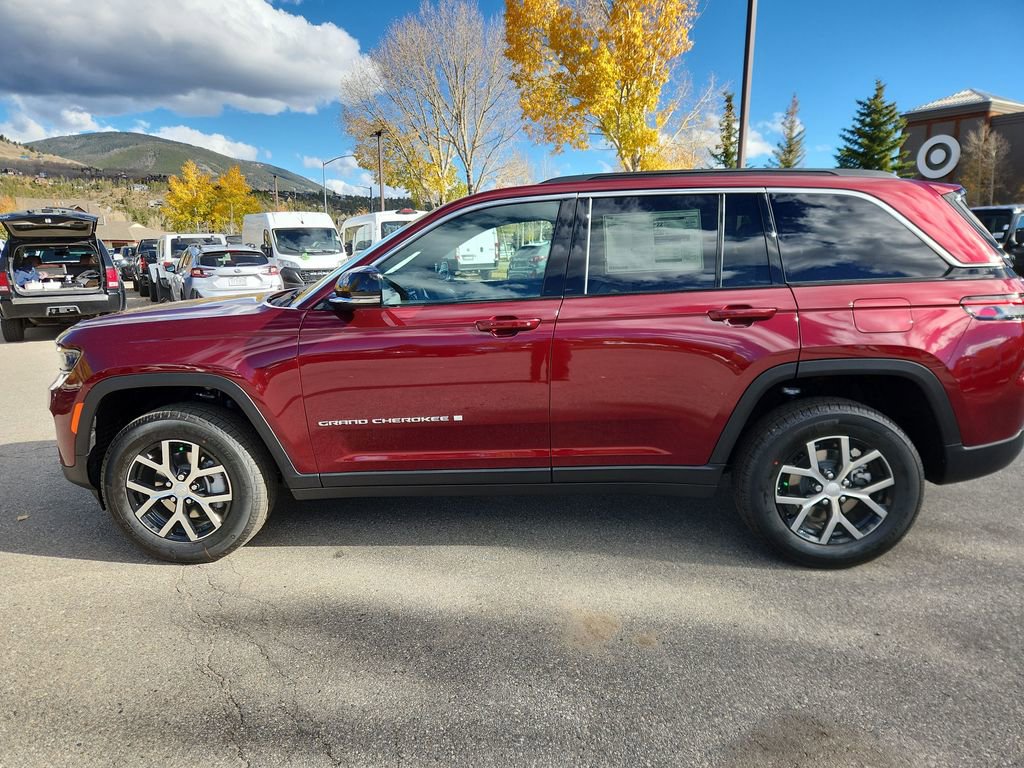 New 2025 Jeep Grand Cherokee Limited image 2