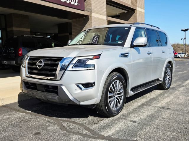 Used 2023 Nissan Armada SL w/ Captain's Chairs Package image 3