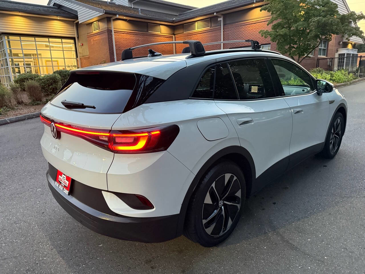 Used 2021 Volkswagen ID.4 Pro w/ ID.4 Protection Package image 46