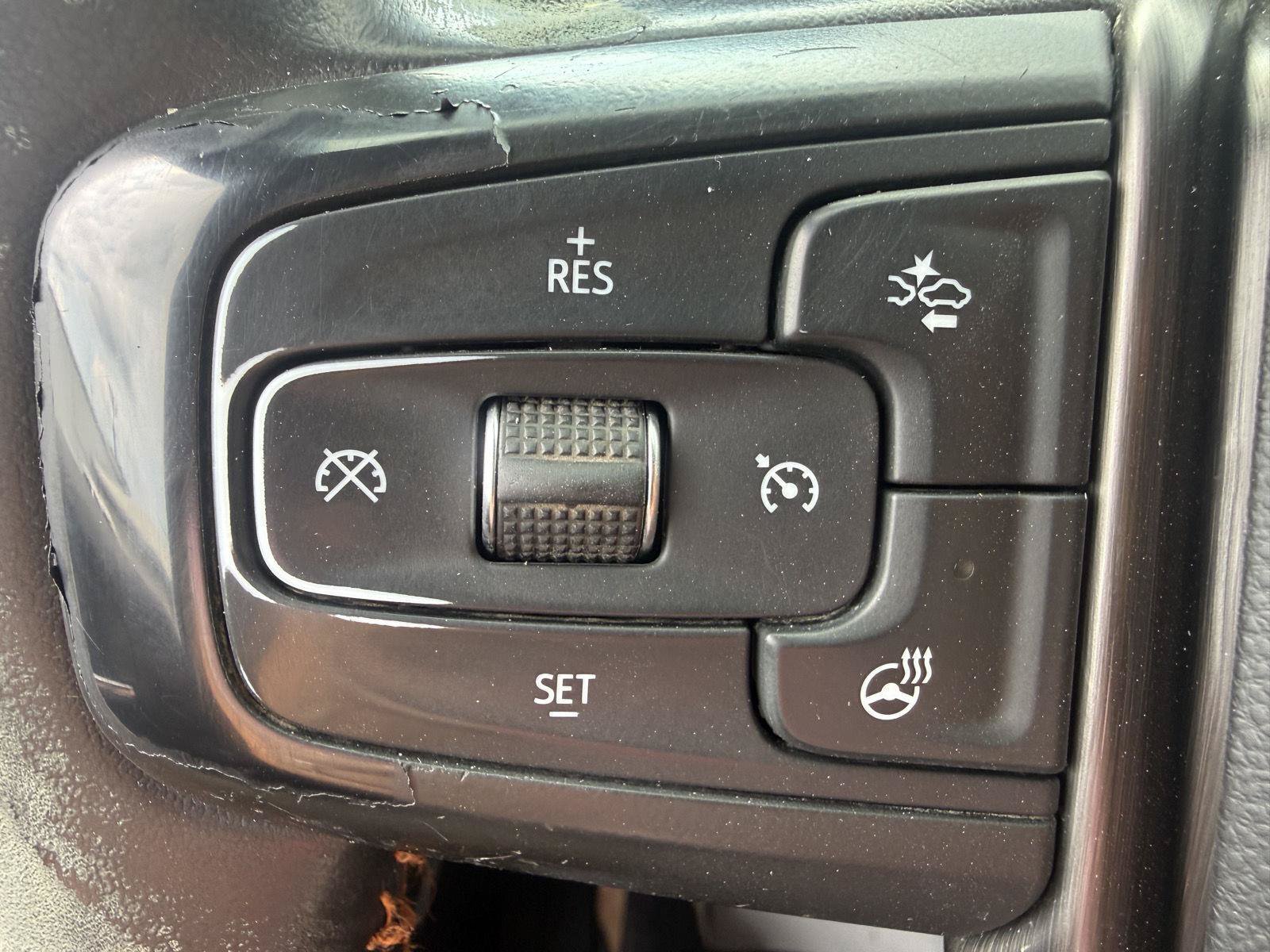 Used 2021 GMC Sierra 1500 AT4 w/ AT4 Preferred Package AWD/4WD image 15