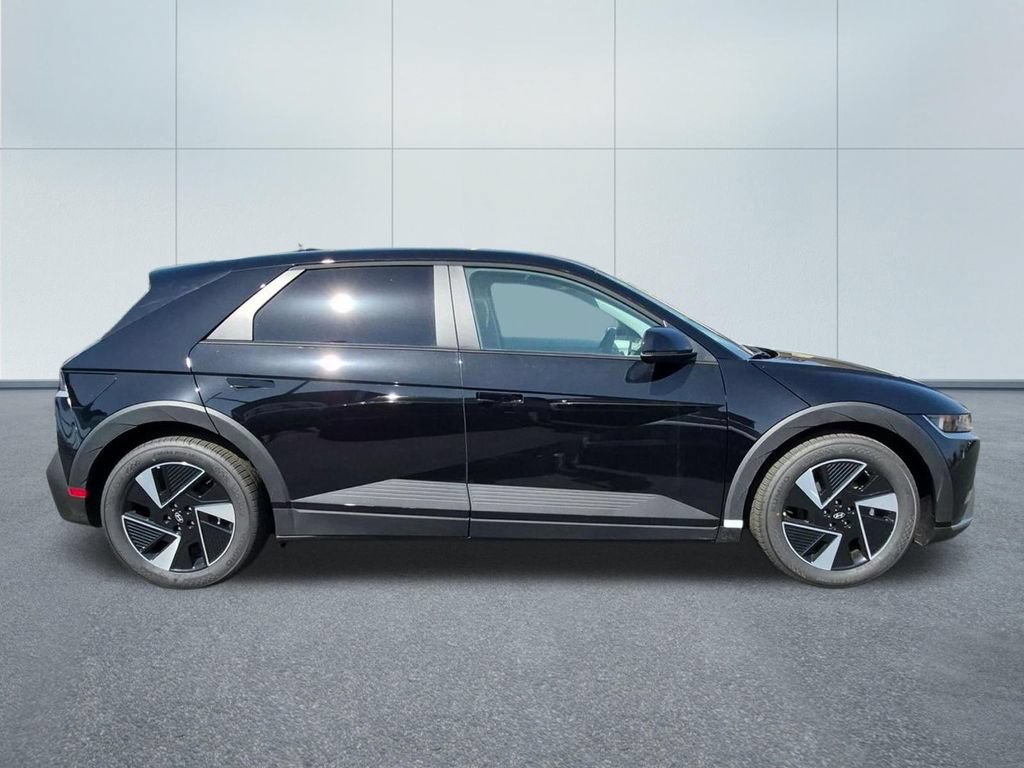 New 2026 Hyundai Ioniq 5 SEL RWD image 7