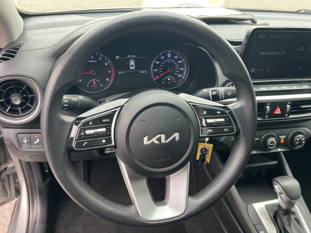 Certified 2023 Kia Forte LXS w/ LXS Technology Package image 13