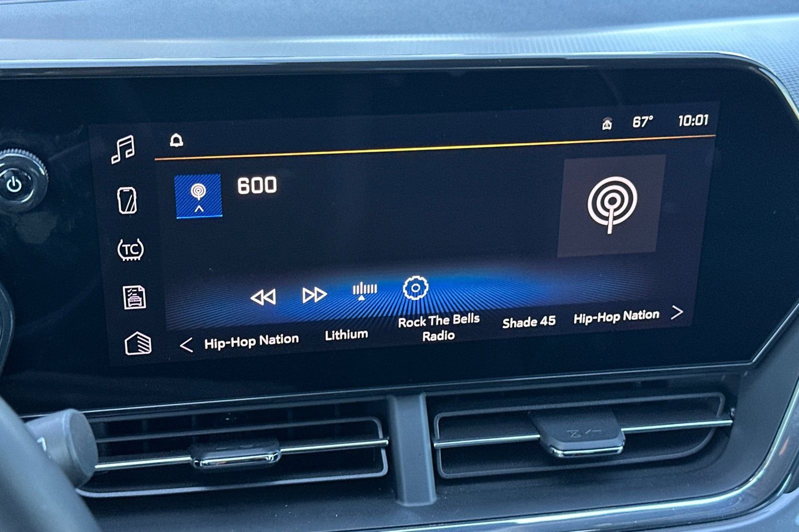 Certified 2025 Chevrolet Trax ACTIV image 23
