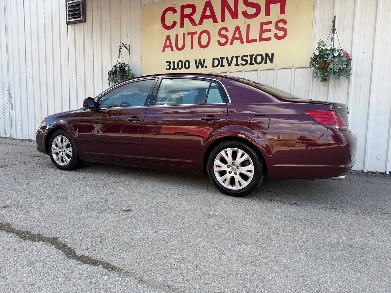 Used 2008 Toyota Avalon XLS FWD image 9