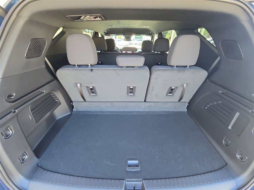 New 2026 Chevrolet Traverse LT w/ Midnight/Sport Edition image 25