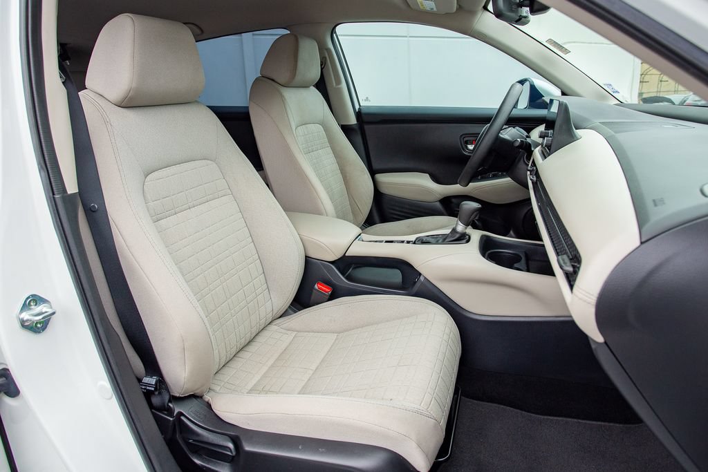 Used 2024 Honda HR-V LX image 18
