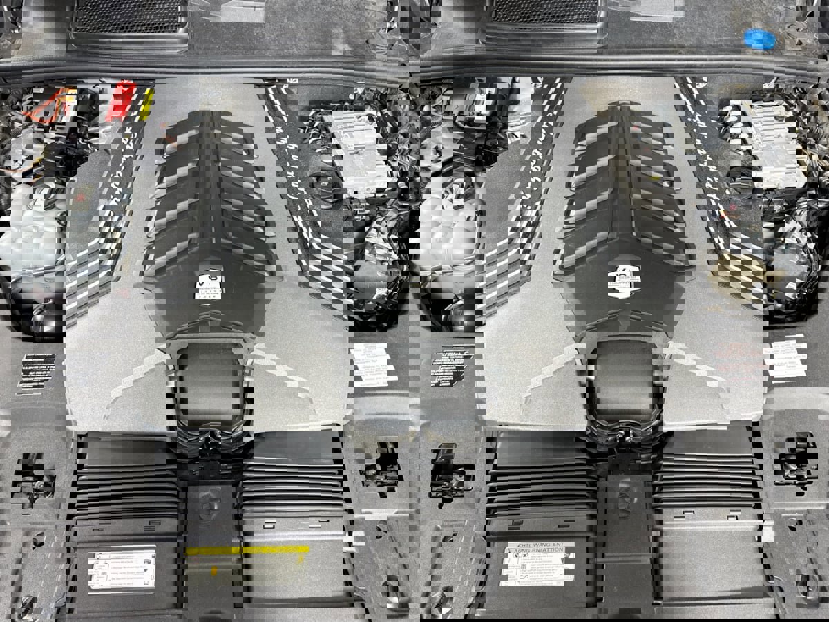 Used 2020 Lamborghini Urus image 39