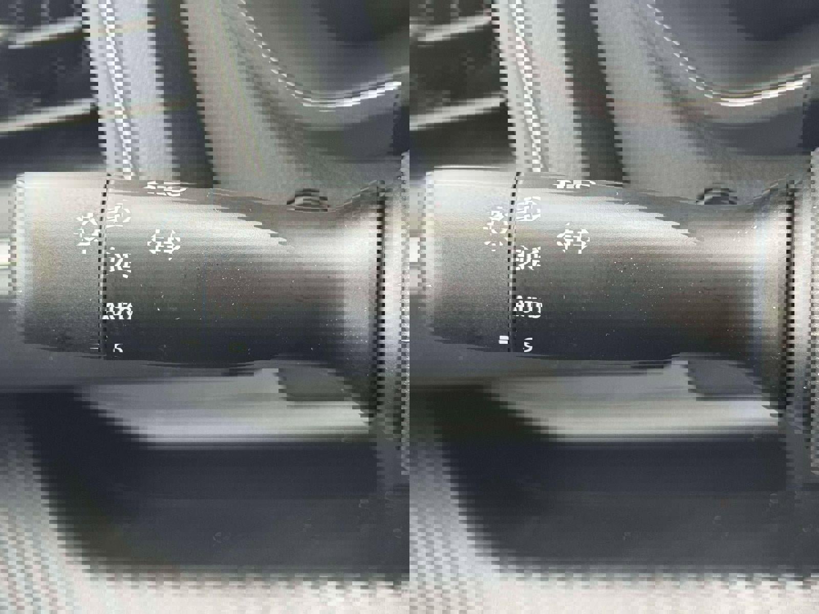 Certified 2025 Subaru Ascent Premium image 16