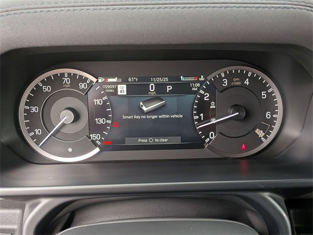 Used 2023 Land Rover Defender 110 X-Dynamic SE image 18