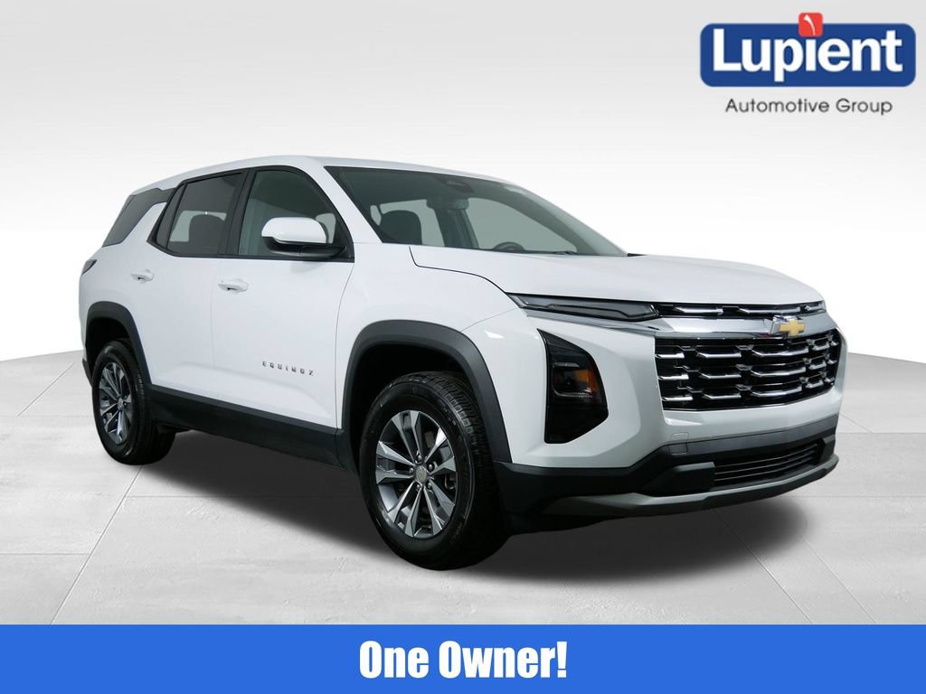Used 2025 Chevrolet Equinox LT AWD/4WD image 1