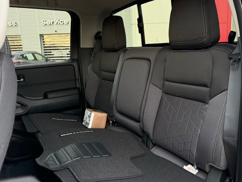 New 2025 Nissan Frontier SV w/ SV Convenience Package image 25