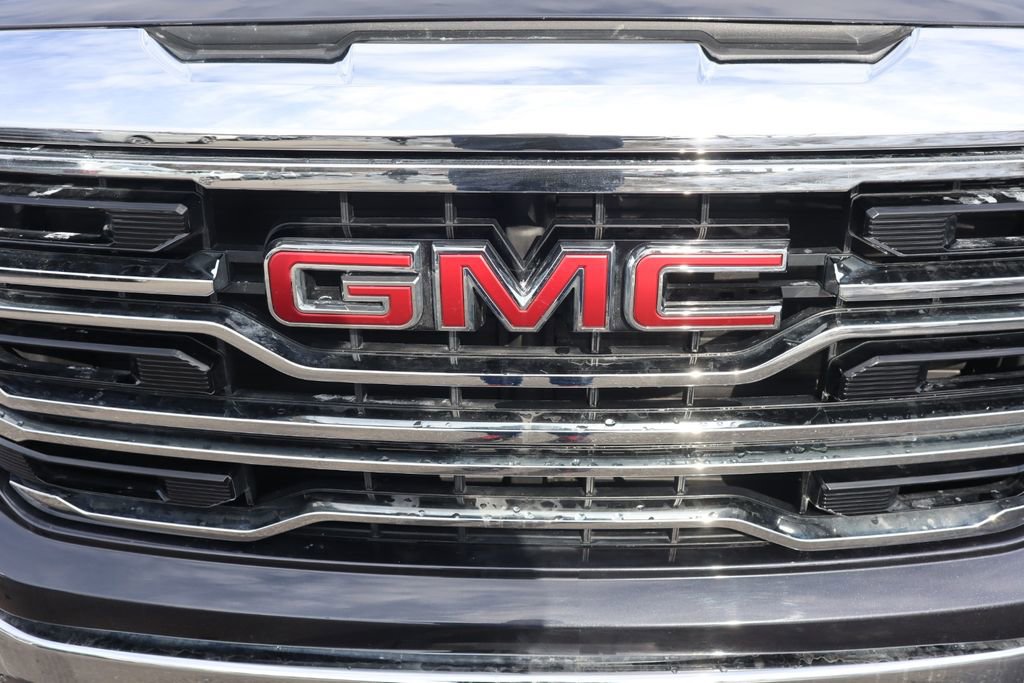 Certified 2025 GMC Sierra 1500 SLT image 30