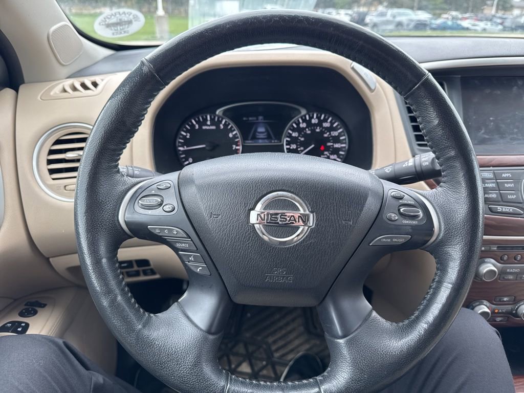 Used 2018 Nissan Pathfinder Platinum AWD/4WD image 8