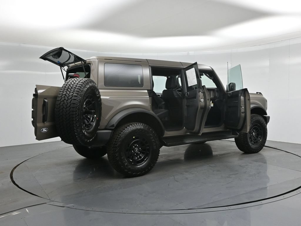 New 2026 Ford Bronco Outer Banks w/ Sasquatch Package AWD/4WD image 5