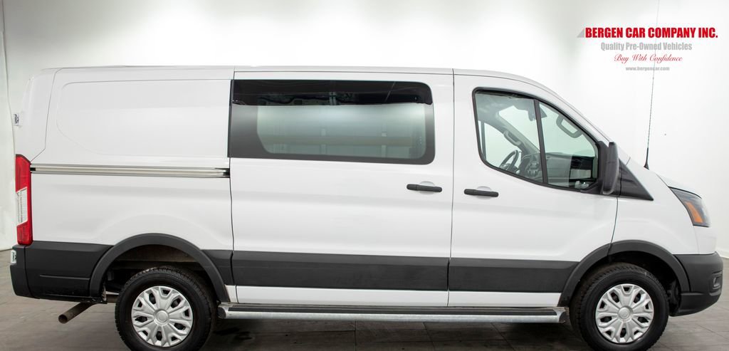 Used 2024 Ford Transit 250 Low Roof w/ Exterior Upgrade Package RWD image 14