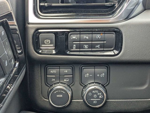 Used 2025 GMC Yukon Denali image 23