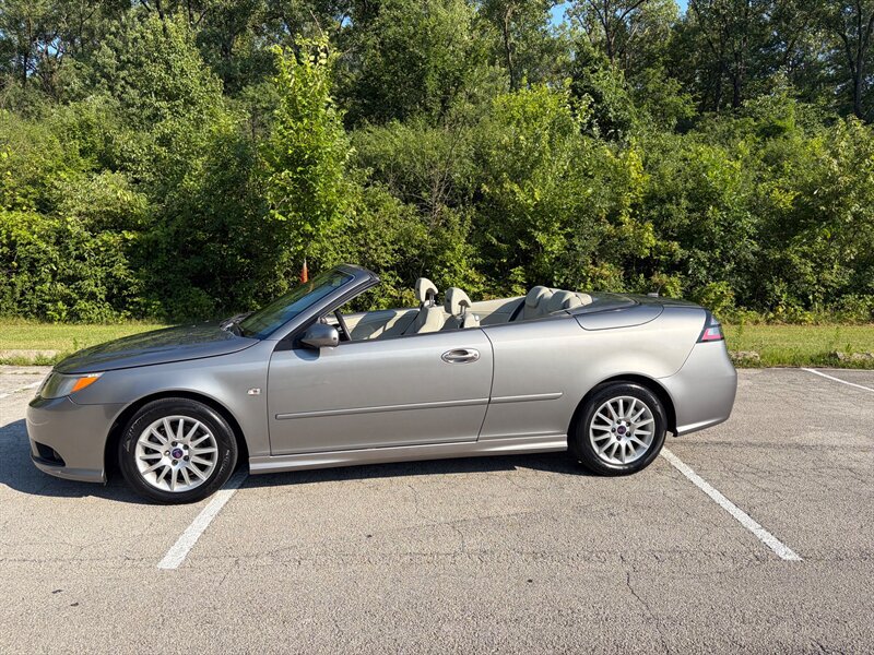 Used 2008 Saab 9-3 2.0T w/ Premium Package FWD image 3